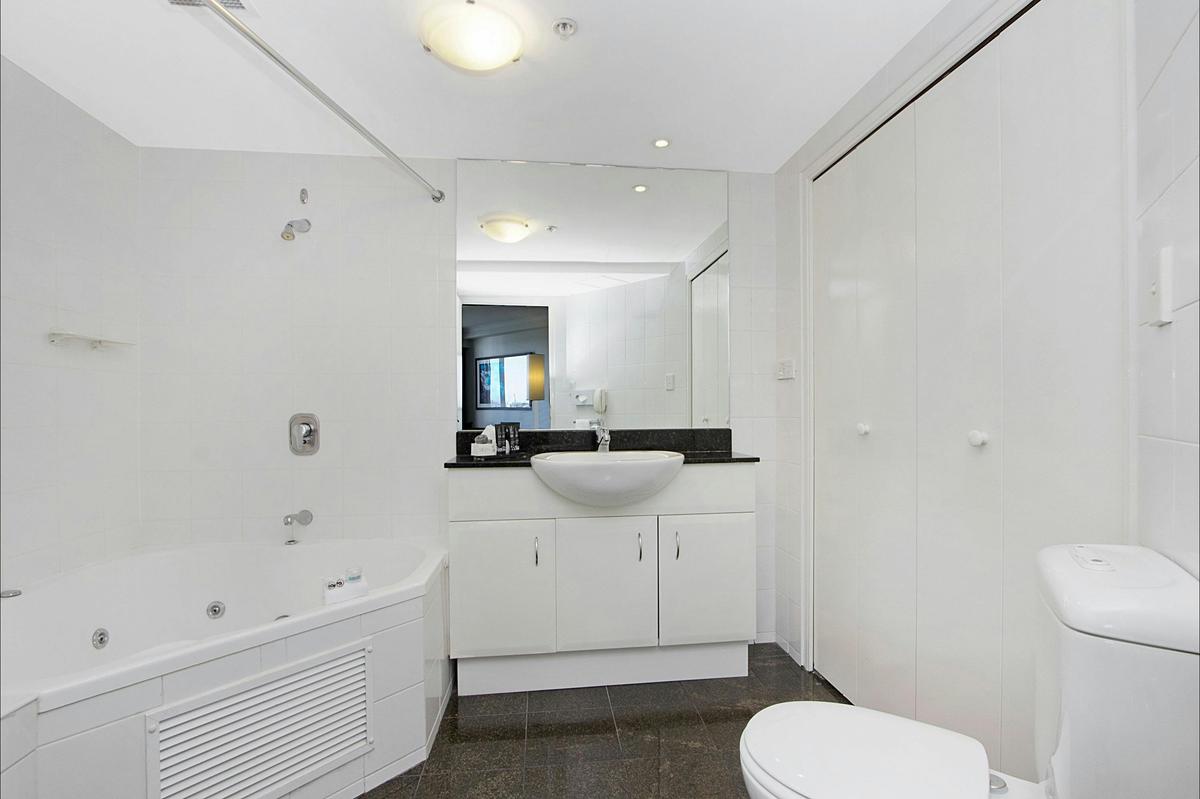 One Bedroom Spa Apartment