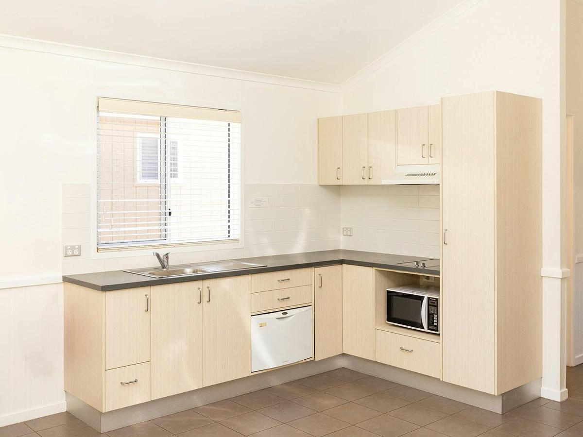 2 bedroom cabin - kitchen