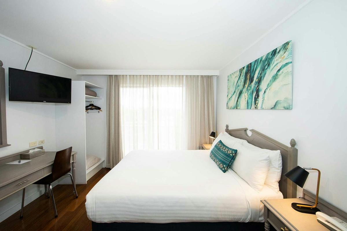 2 Bed Family Queen Bed