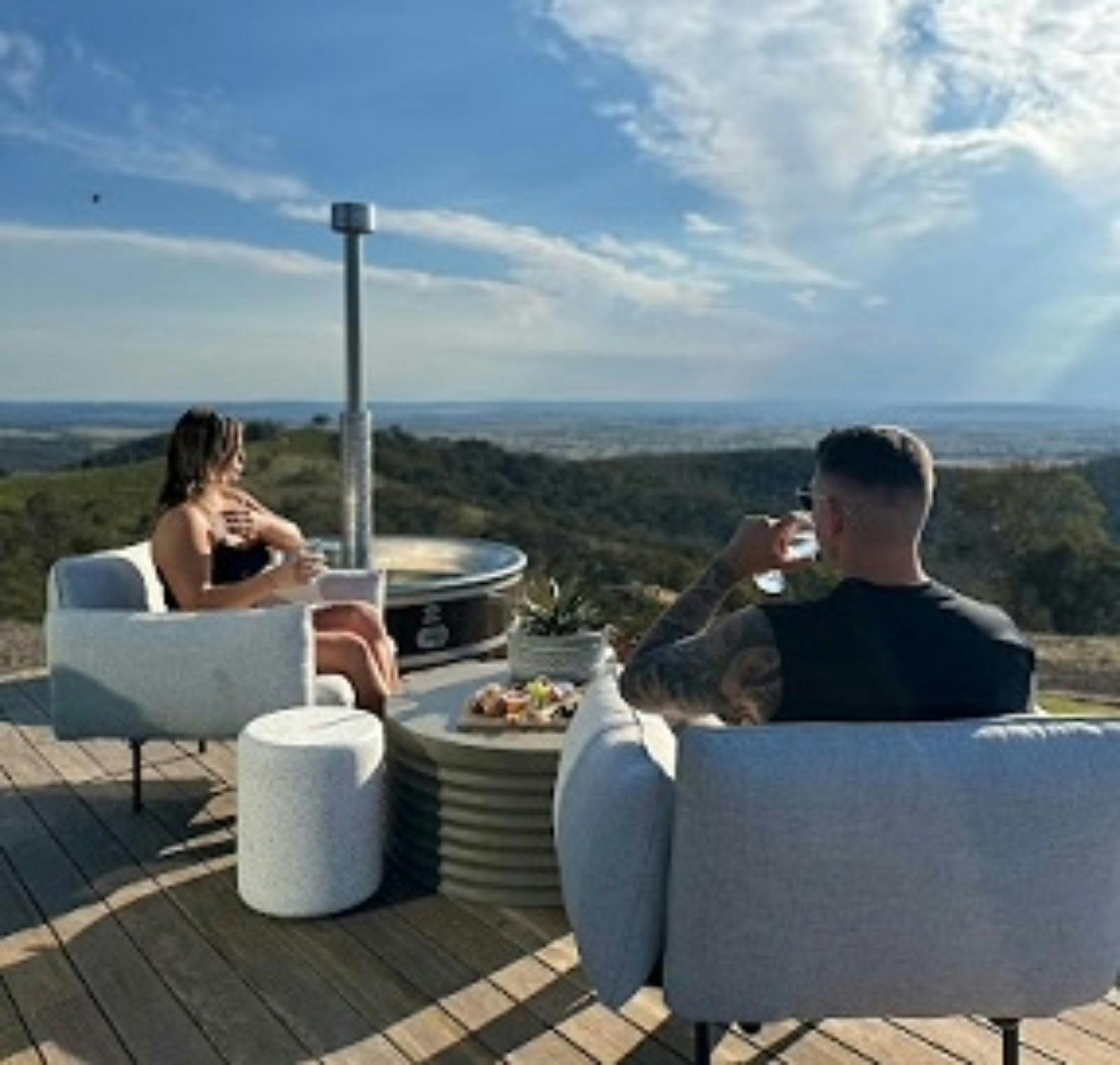 Oakhill Estate Glasshouse Cabins