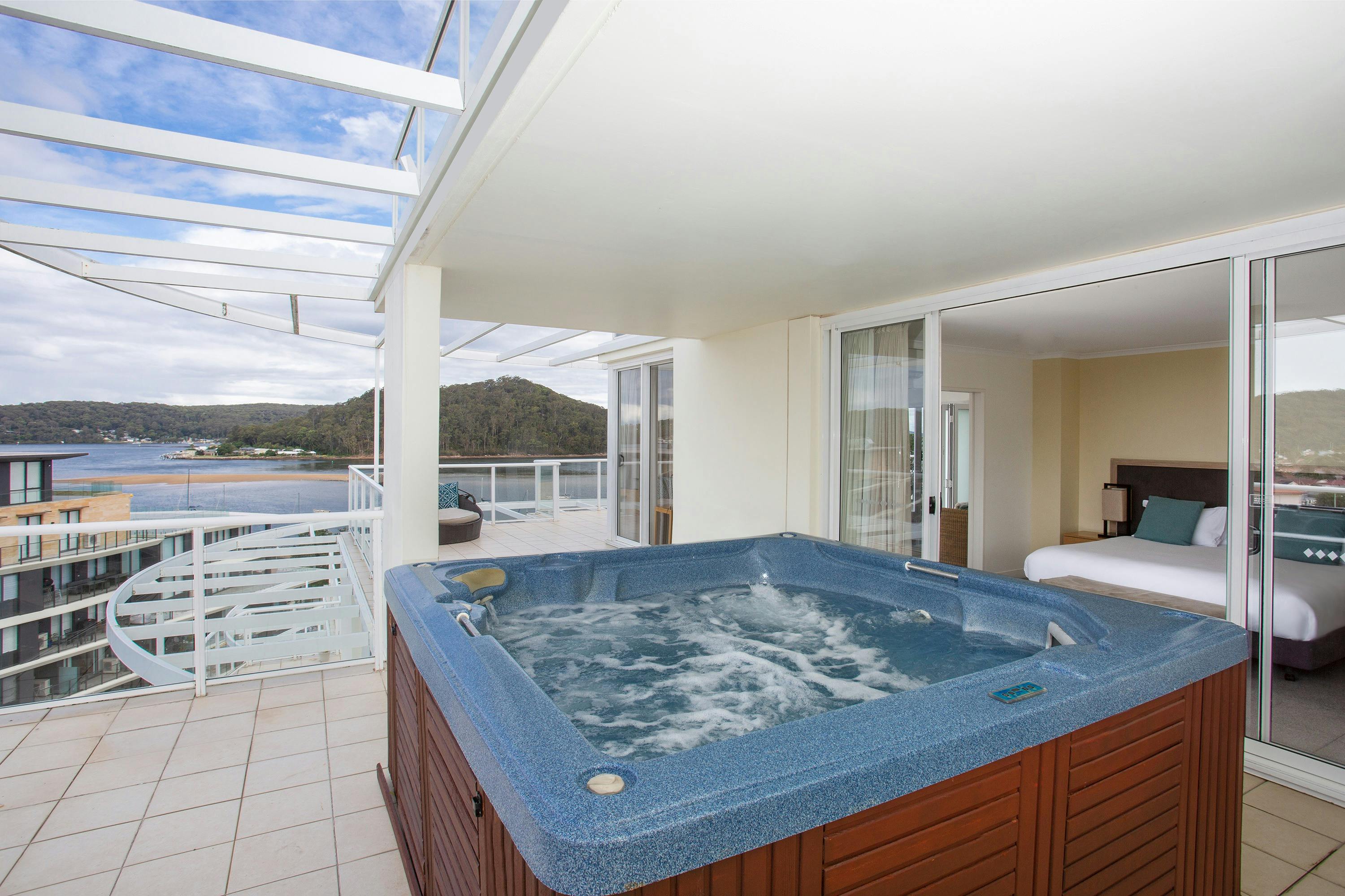 Mantra Ettalong Beach - 3 Bedroom Penthouse