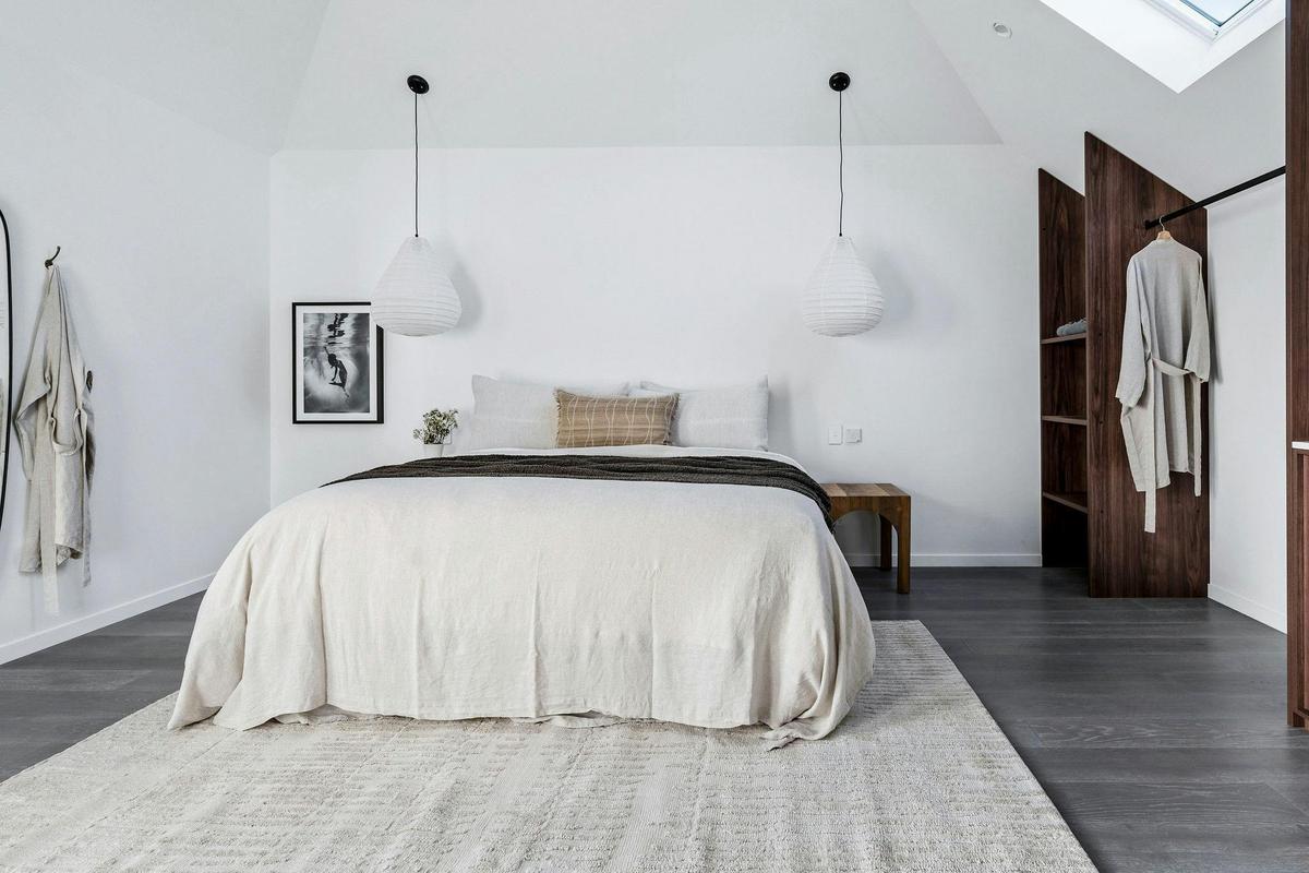 Maple on Edward Cottage Berry - Bedroom