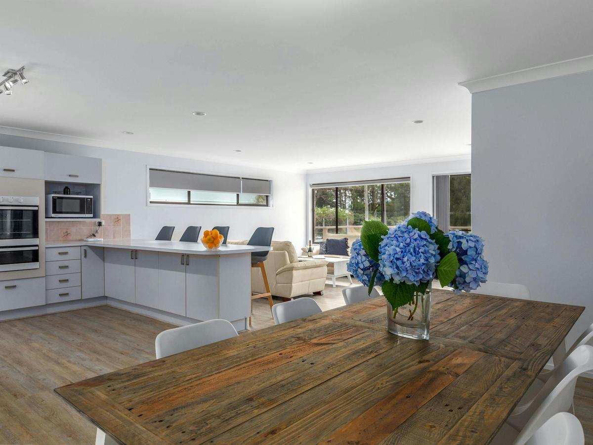 Moona Beach House