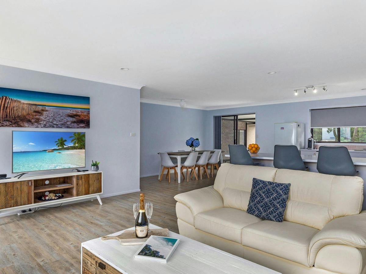Moona Beach House