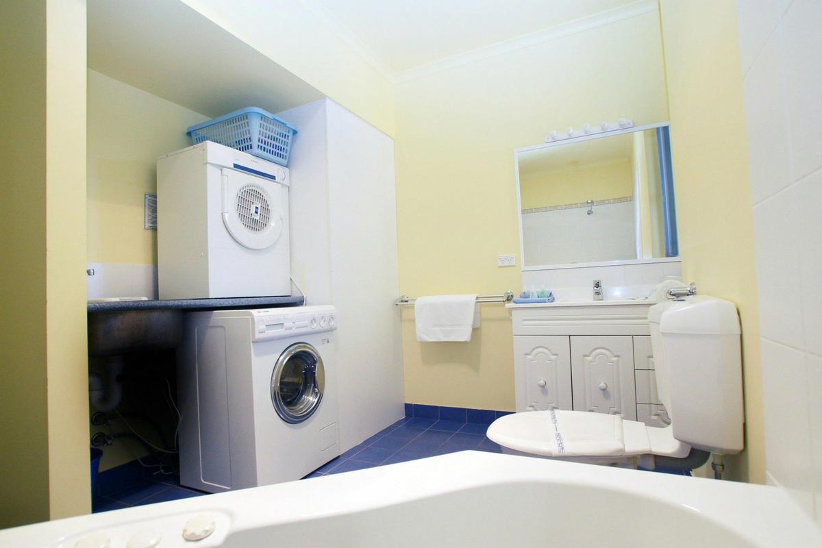 Main bathroom with large spa