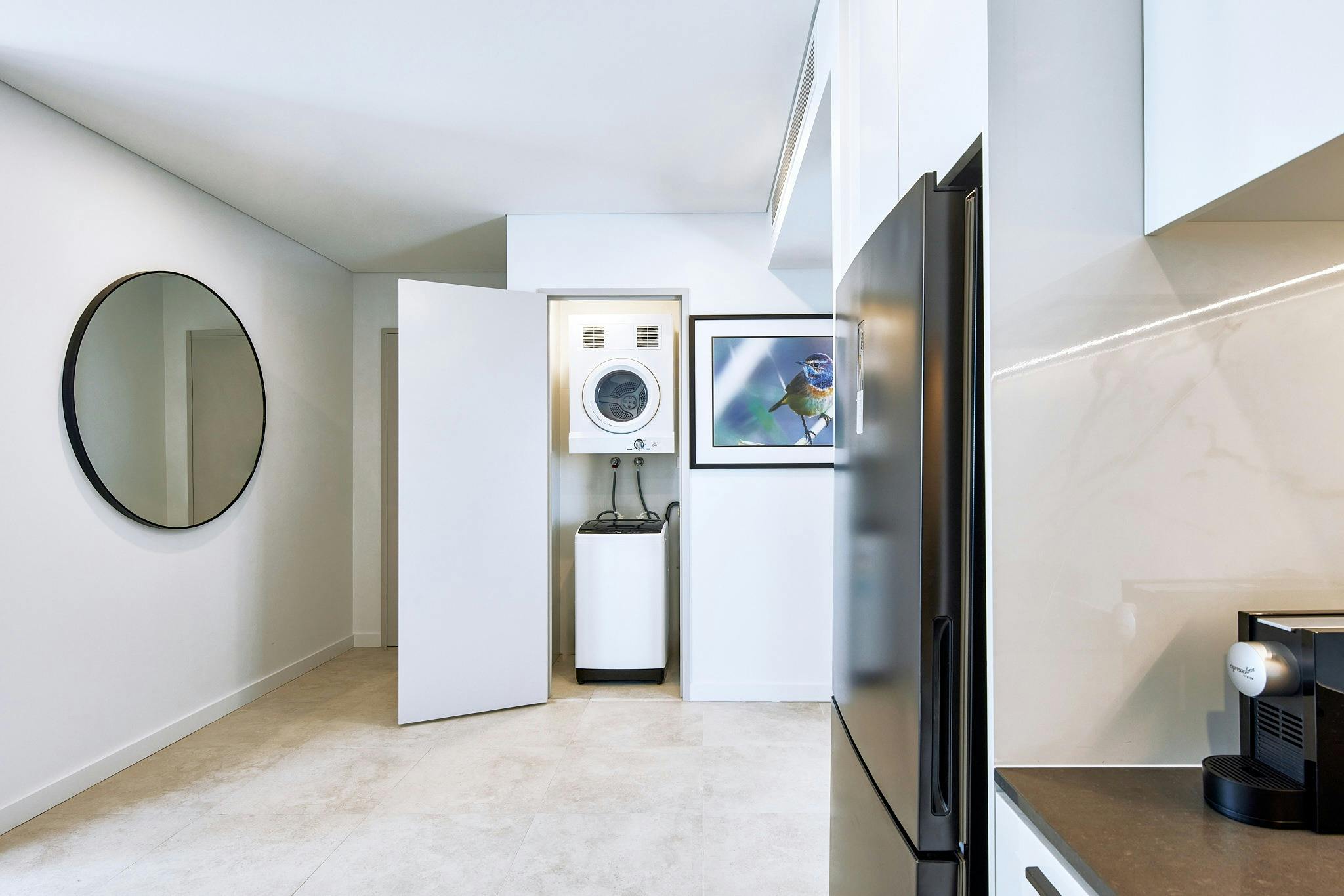 1 Bedroom Balcony Suites Laundry