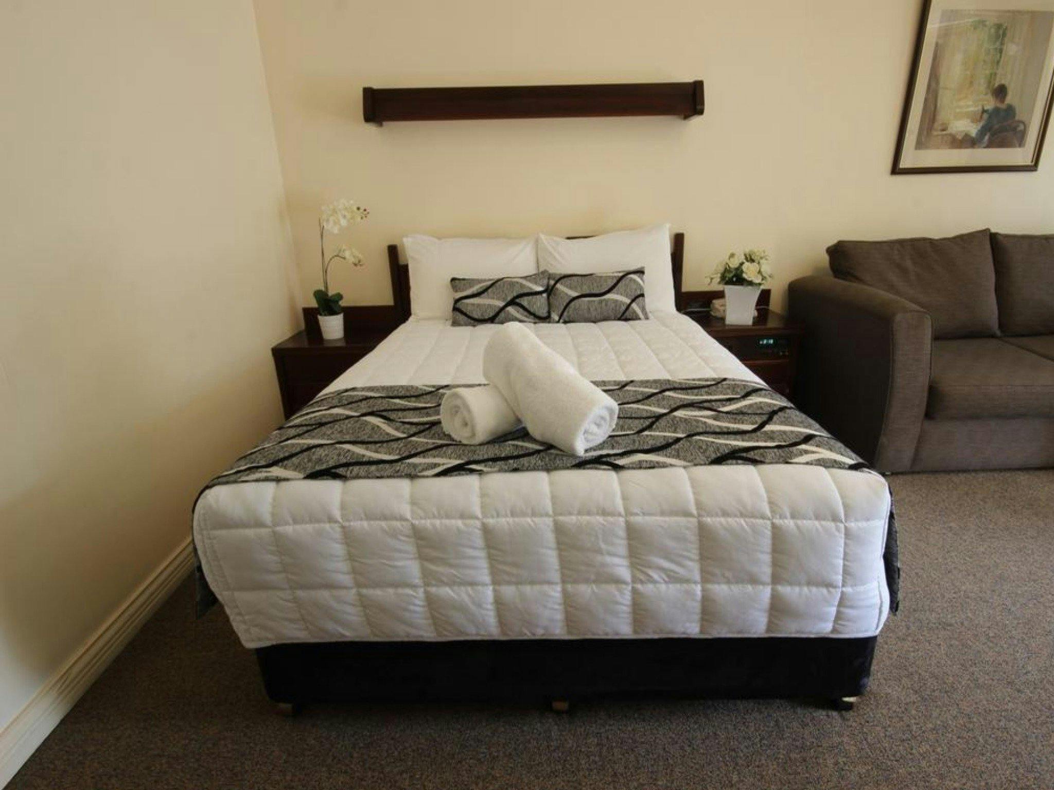 Molly Morgan Reception