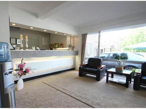 Molly Morgan Motor Inn