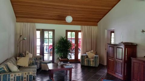 Mescals at Pampoolah Bed and Breakfast