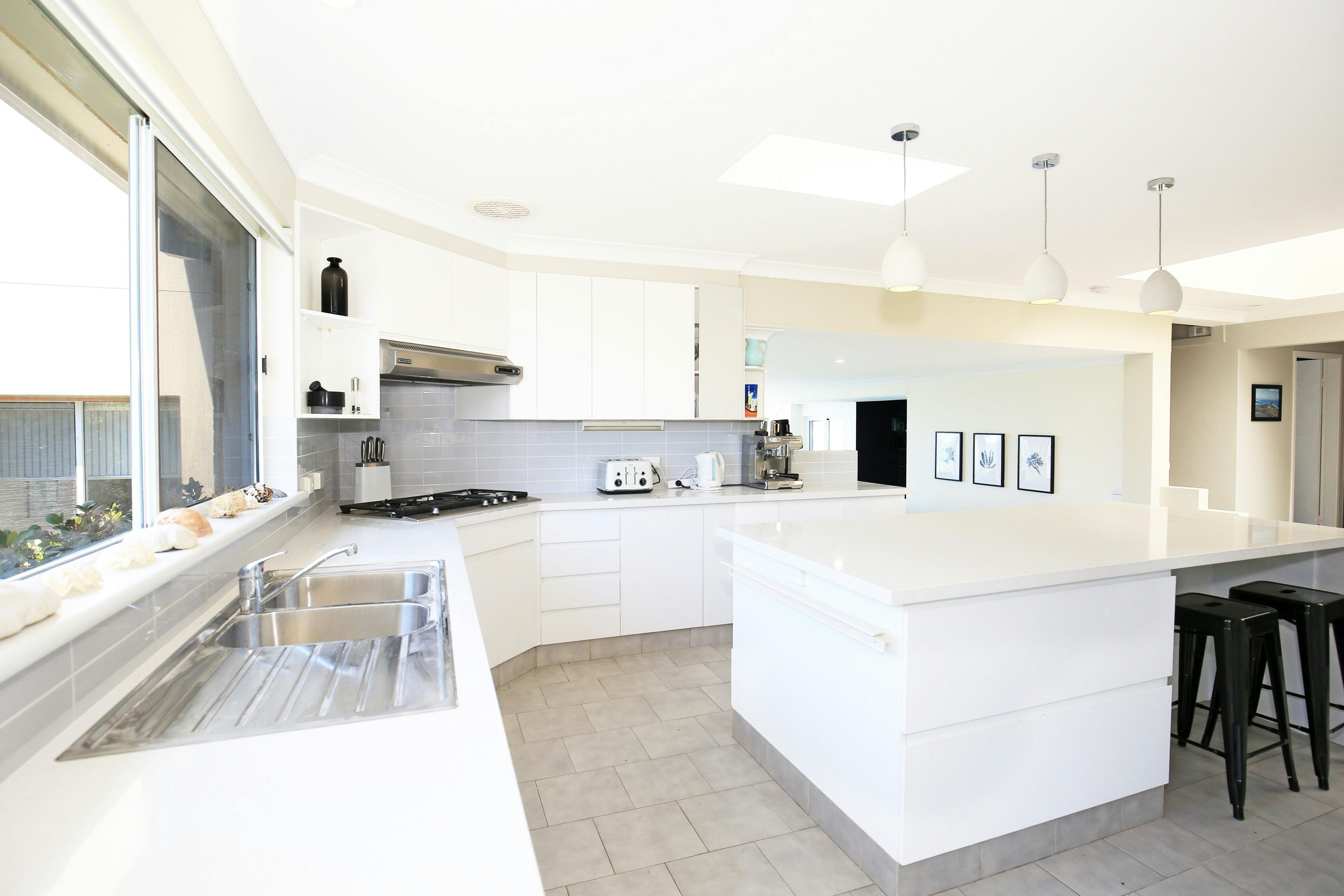 Neptune - Absolute Beachfront