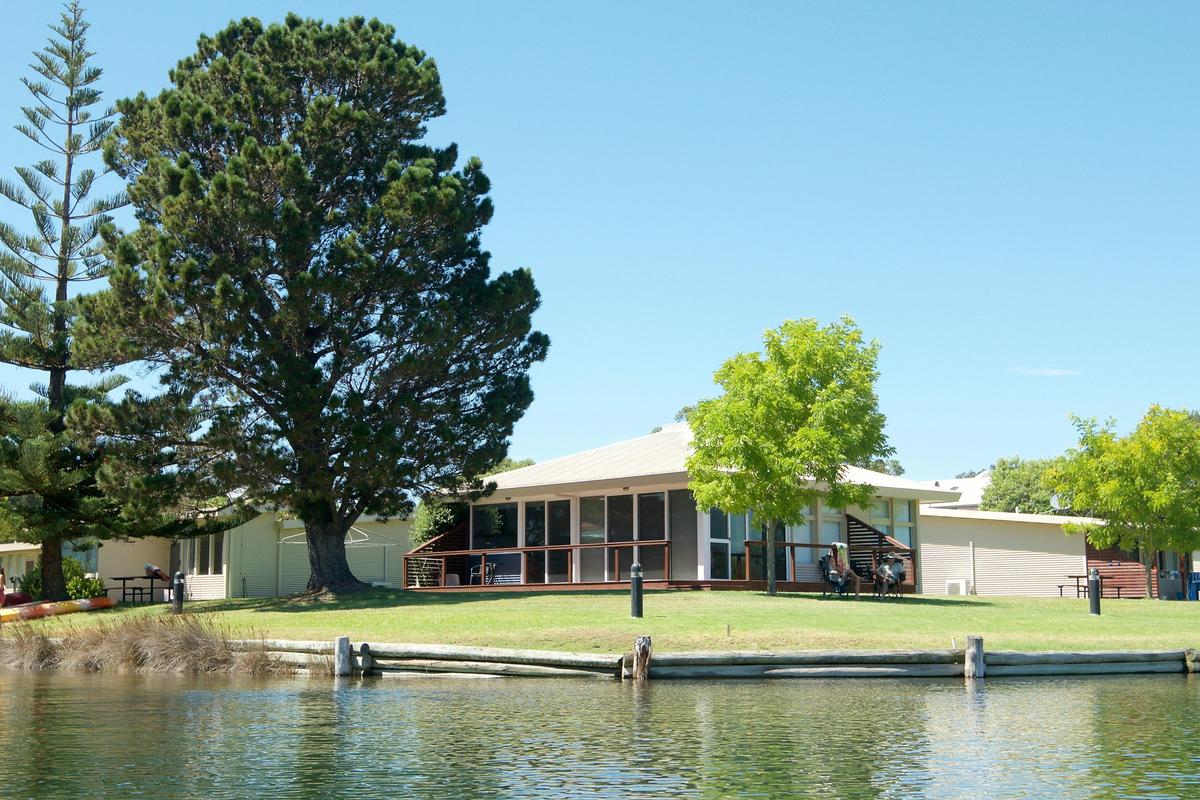 Deluxe cottage on corner of resort
