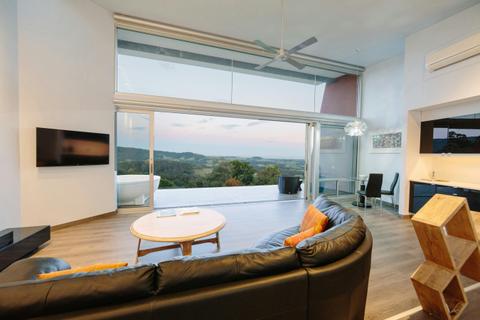 Seamless indoor/outdoor living