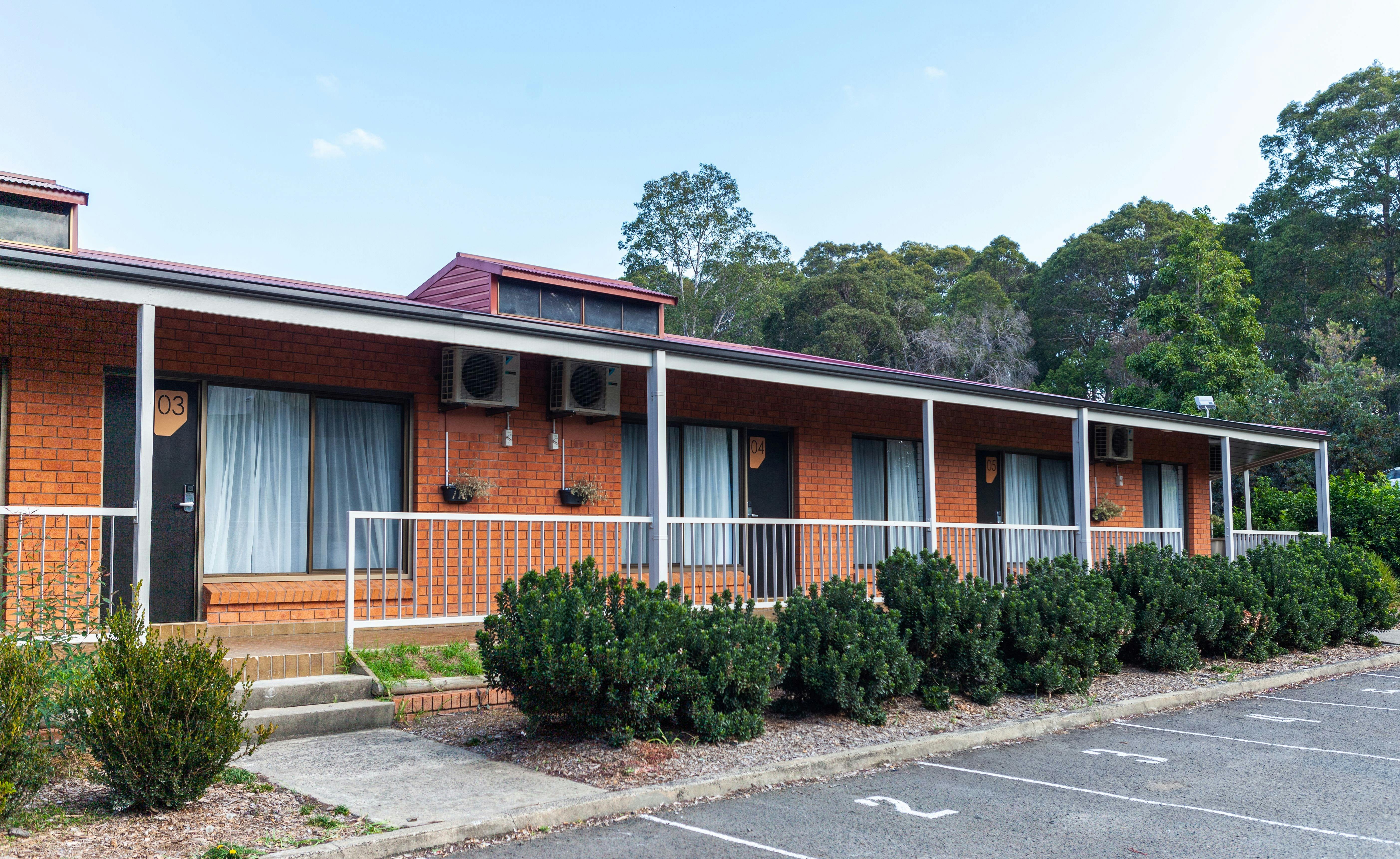 Nightcap at Archer Hotel