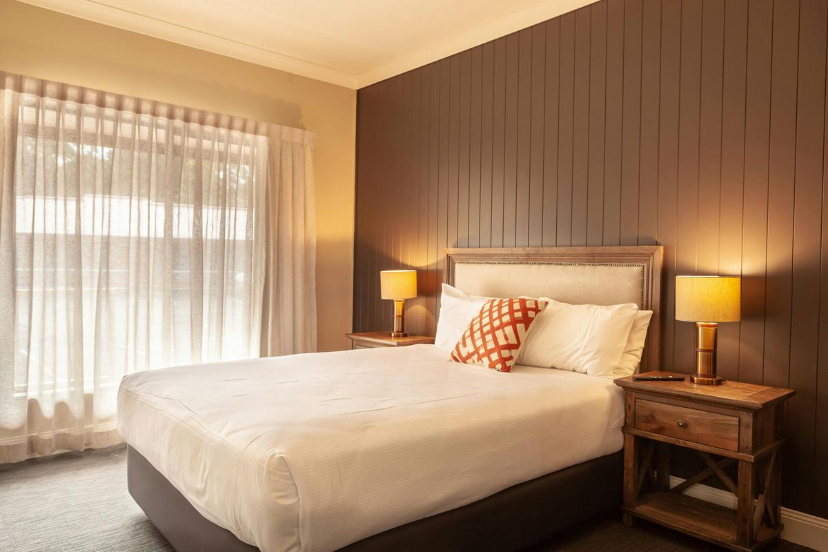 Studio Large Family Room