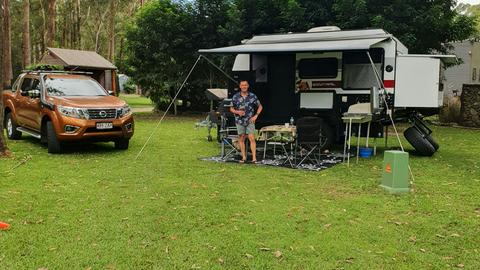Mistinthegumtrees BUDGET 2 GLAMPING