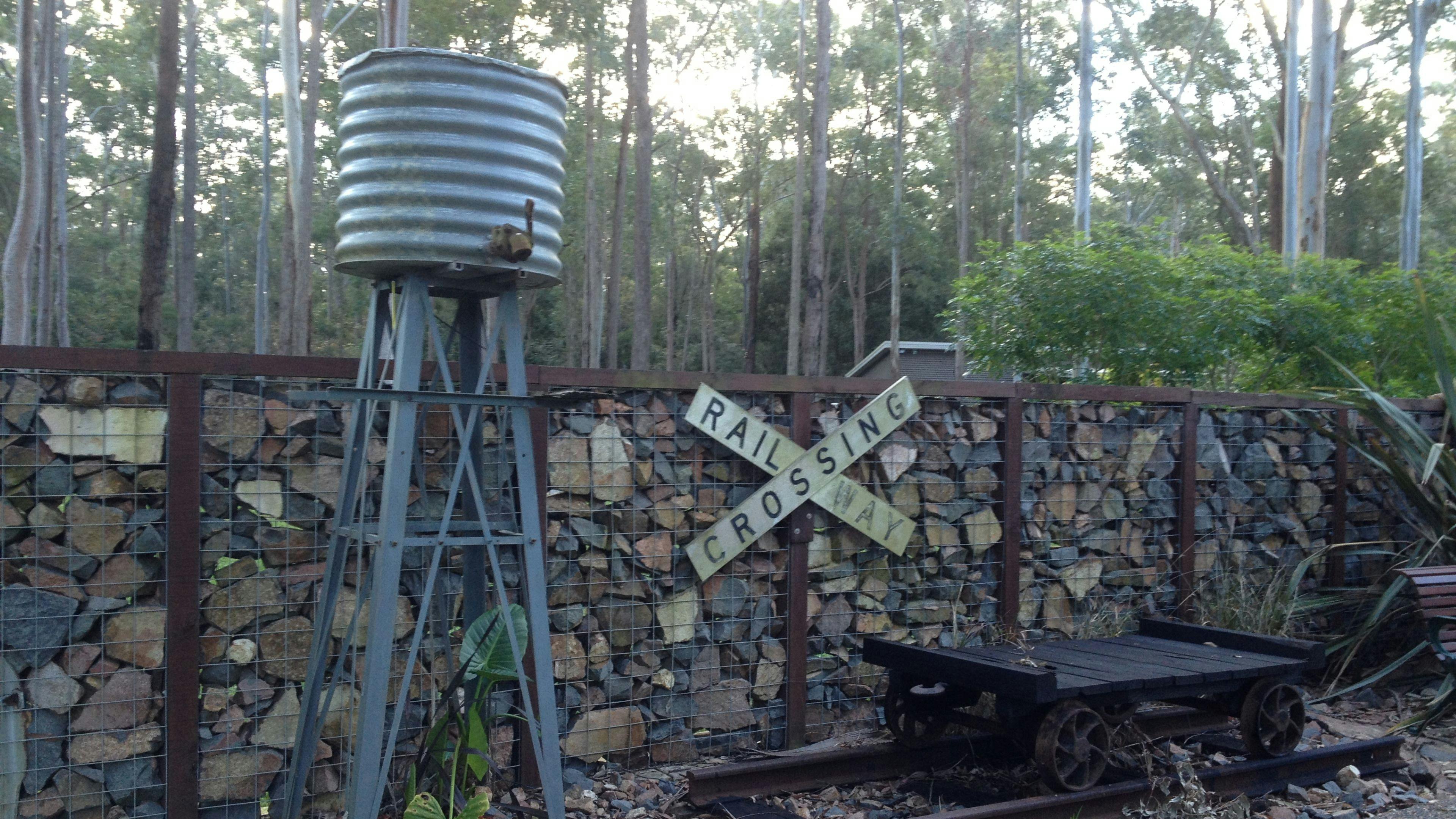 Mistinthegumtrees BUDGET 2 GLAMPING