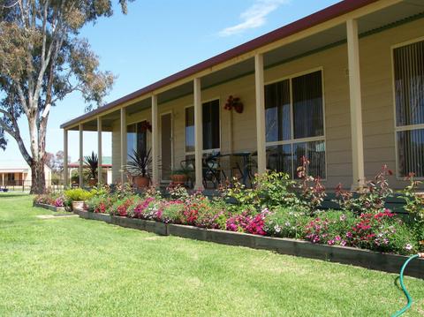 Three Bedroom Deluxe Cottage