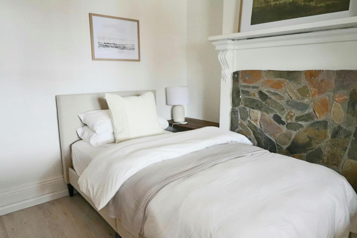 single bed