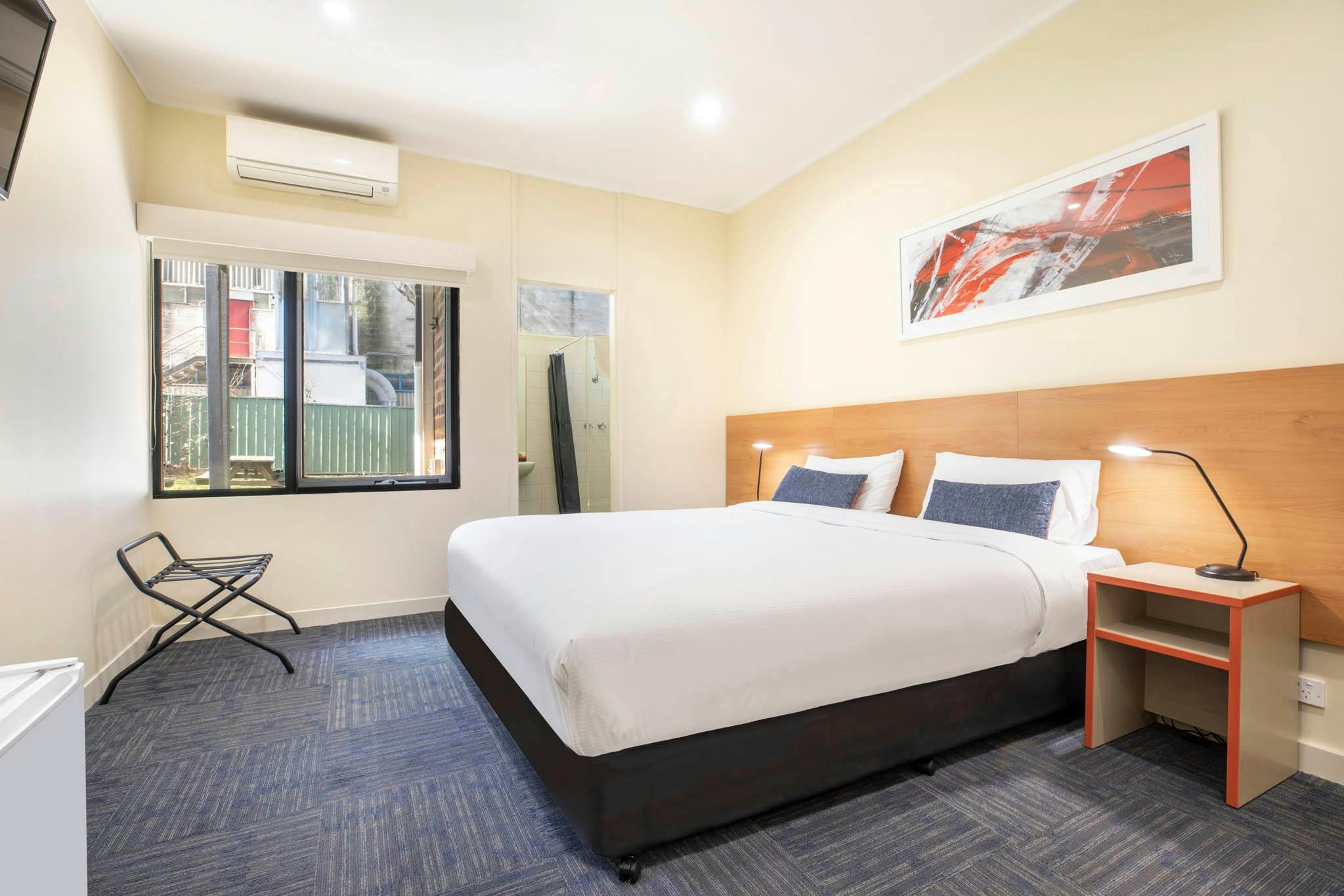 Nightcap at High Flyer Hotel