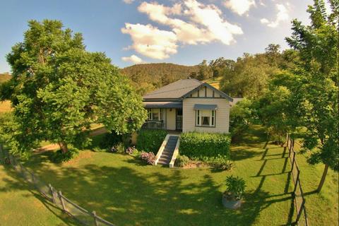 Old Hillside Homestead