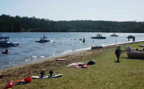 North Nowra Riverfront Caravan Park