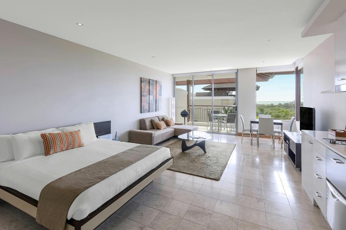 Oaks Santai-1 Bedroom Family-Bedroom-Living-HR
