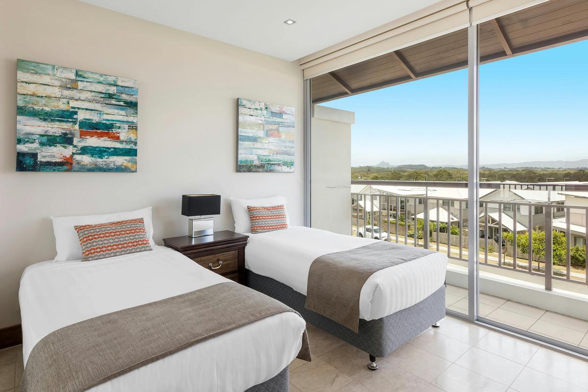 Oaks Santai-1 Bedroom Family-Bedroom-2-HR