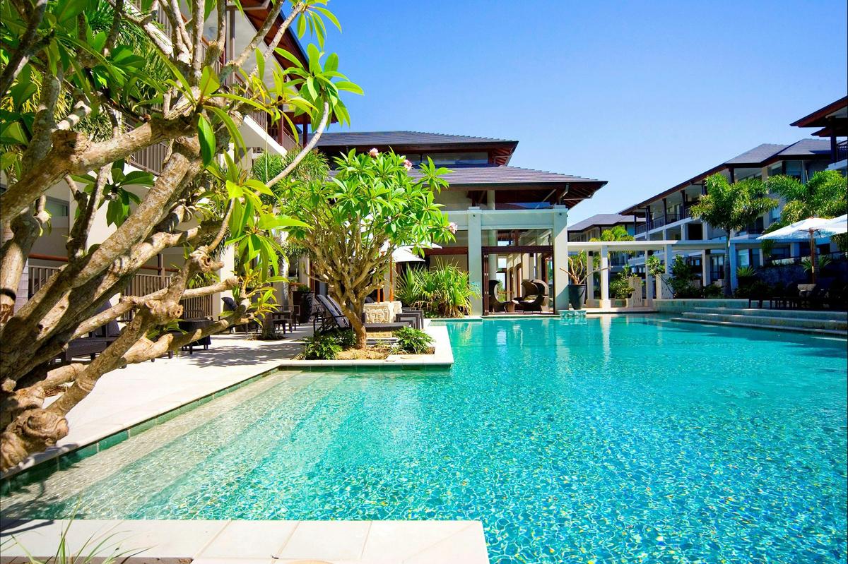 Main Pool - Santai Retreat