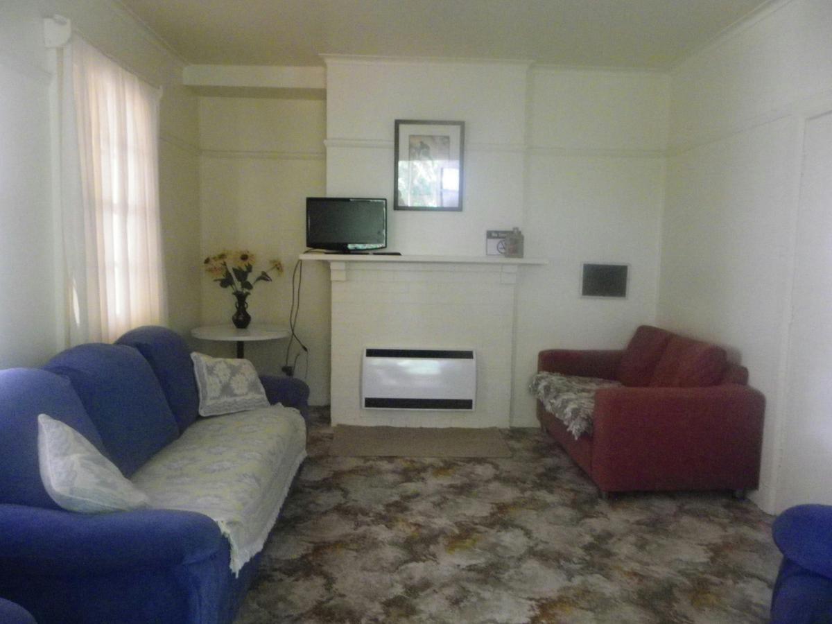 Lounge room