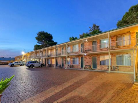 North Parkes Motel