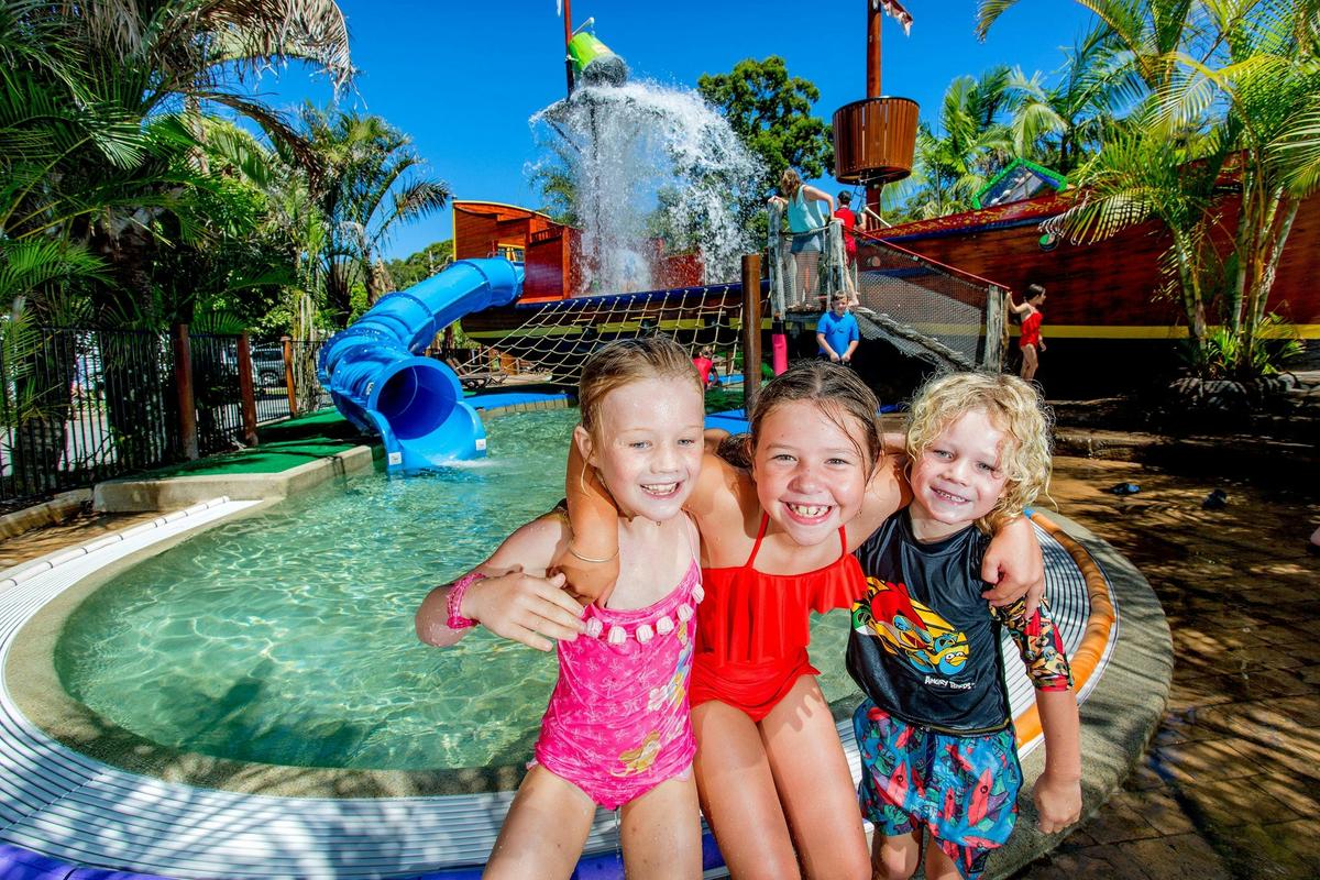 Shipwreck Island Waterpark