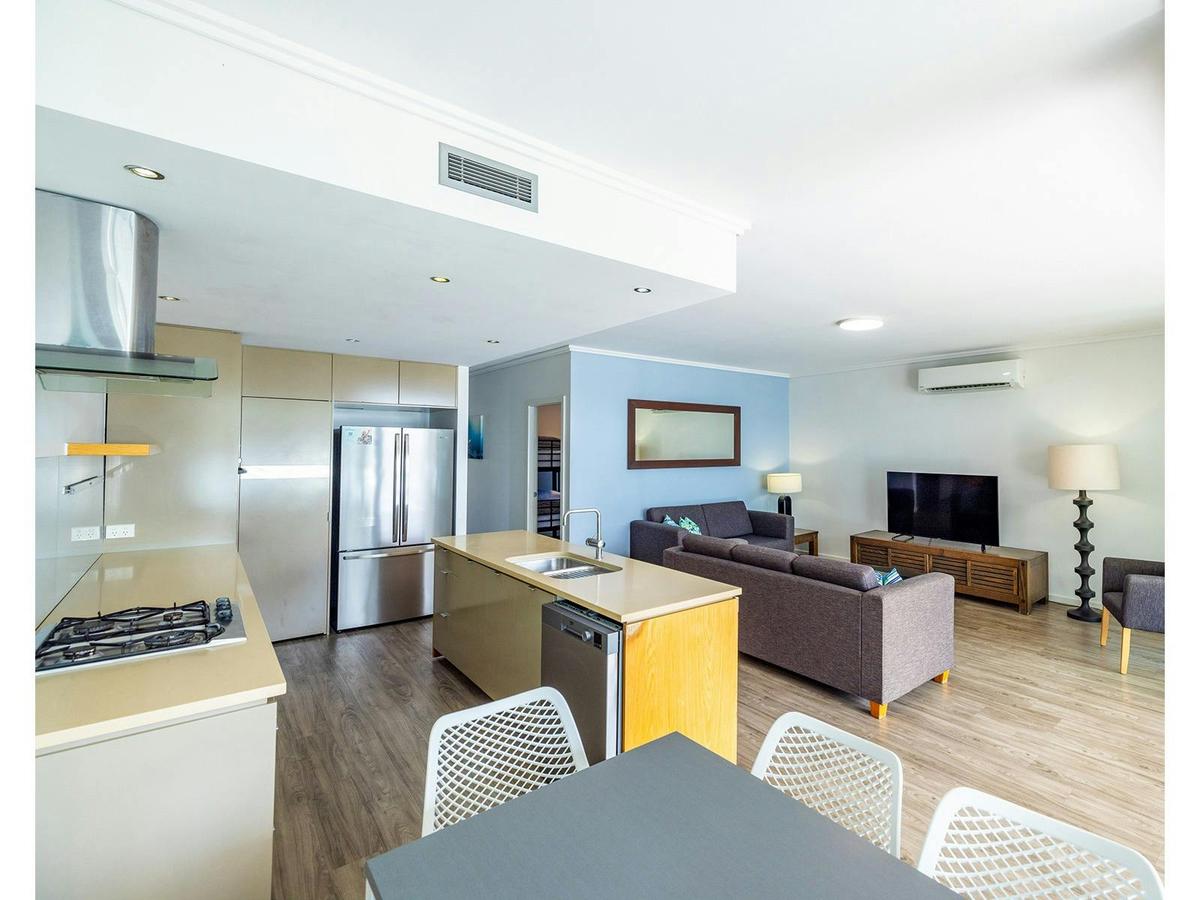 3 Bedroom Waterview Villa