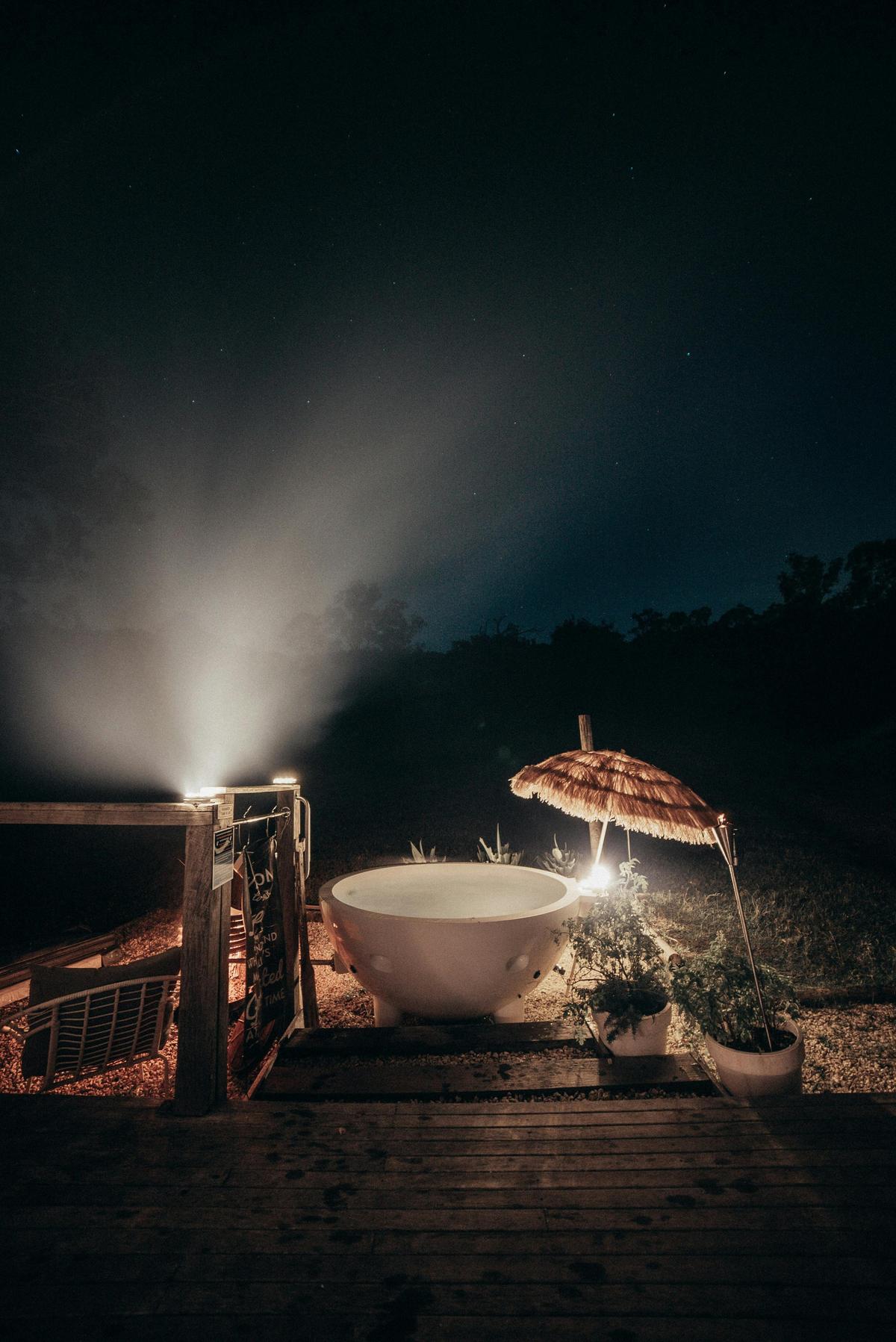 Outdoor Bath