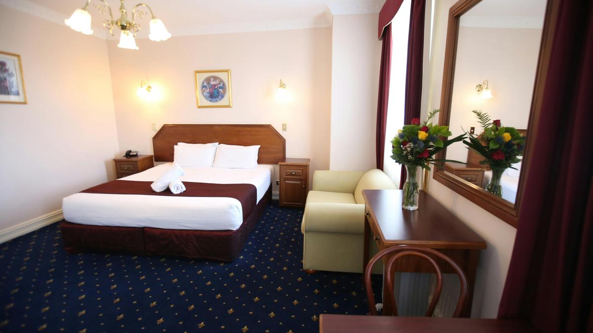 Executive King Room