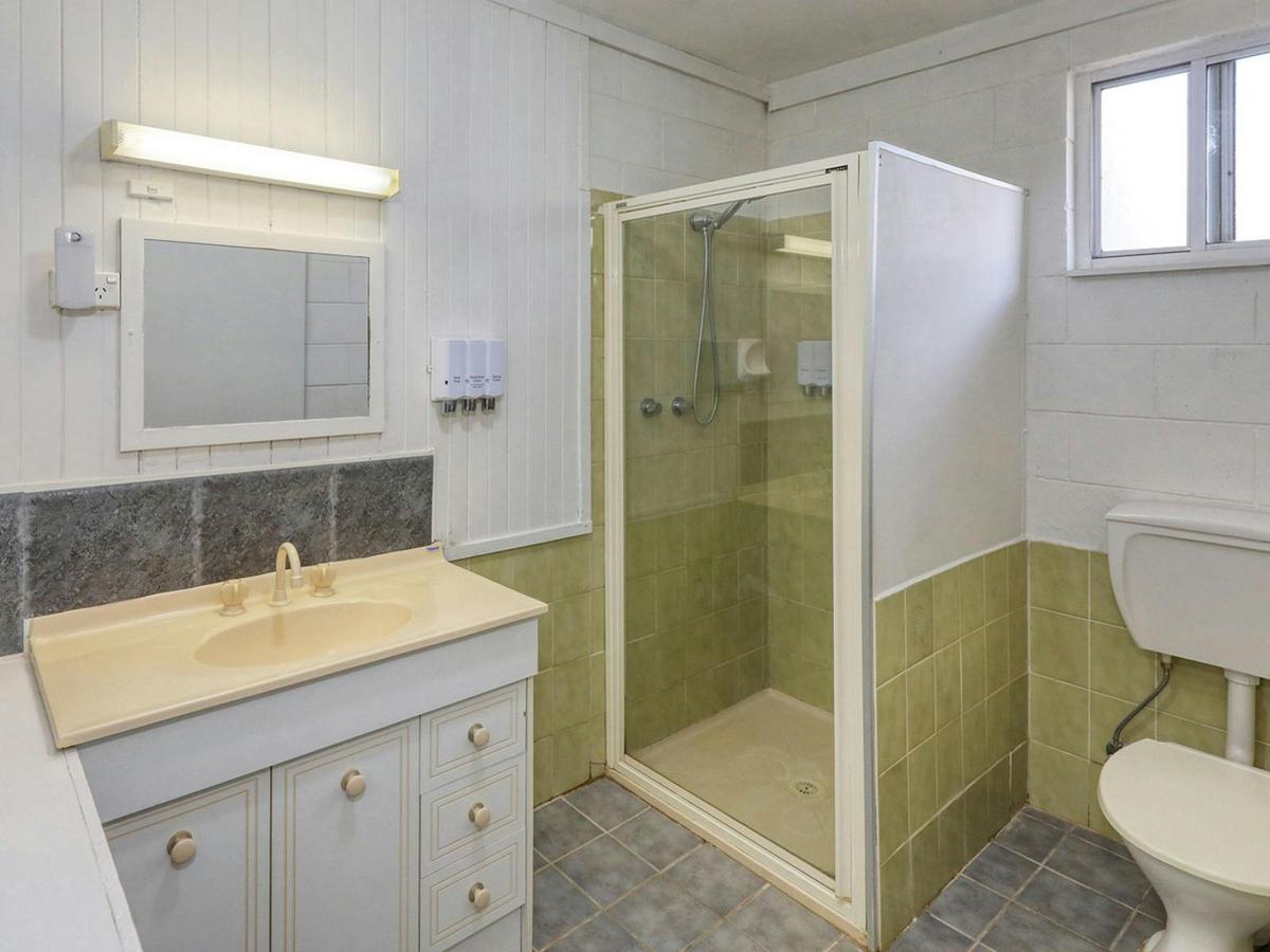 Double Twin Bathroom