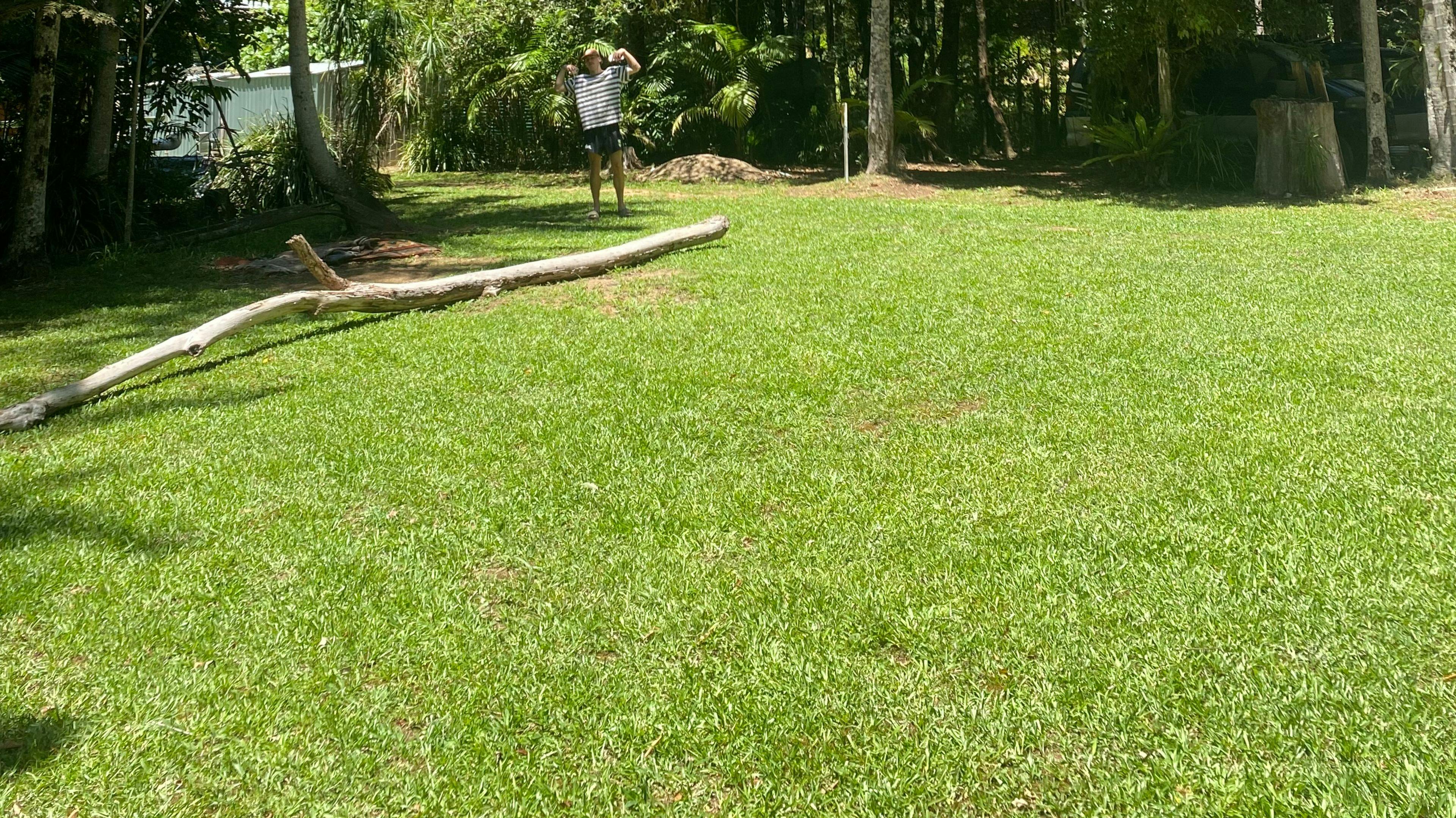 Campsite 1 (wifi connection) and sink