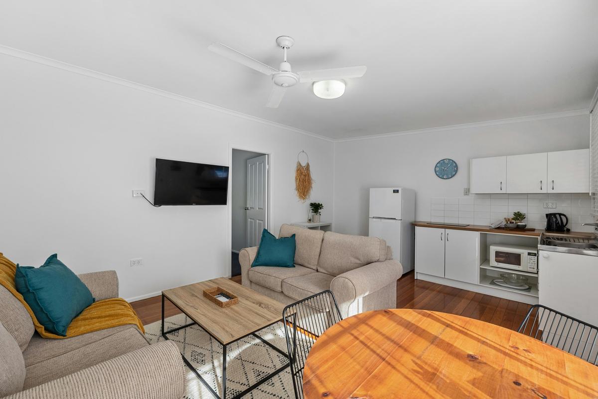 1 bedroom Appt