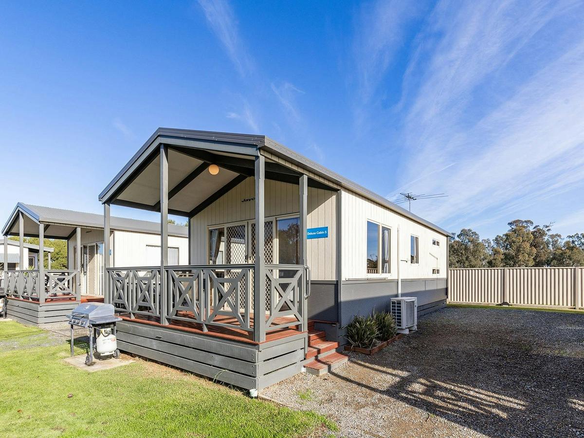 Deluxe Cabin