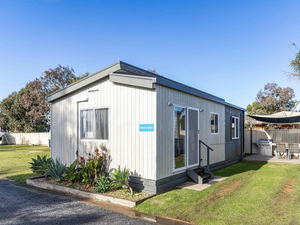 Garden Cabin