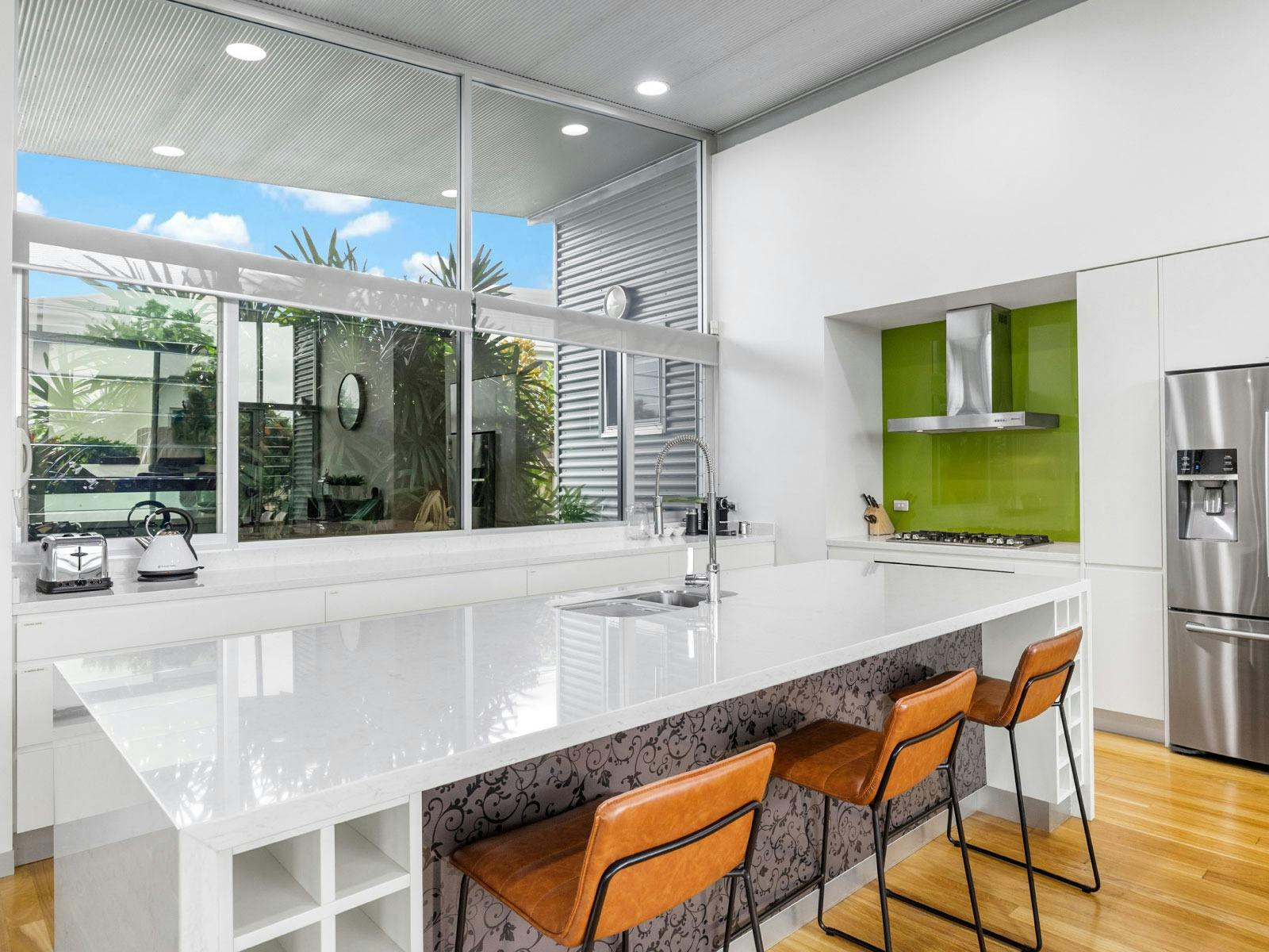 Olive Lakes kitchen area