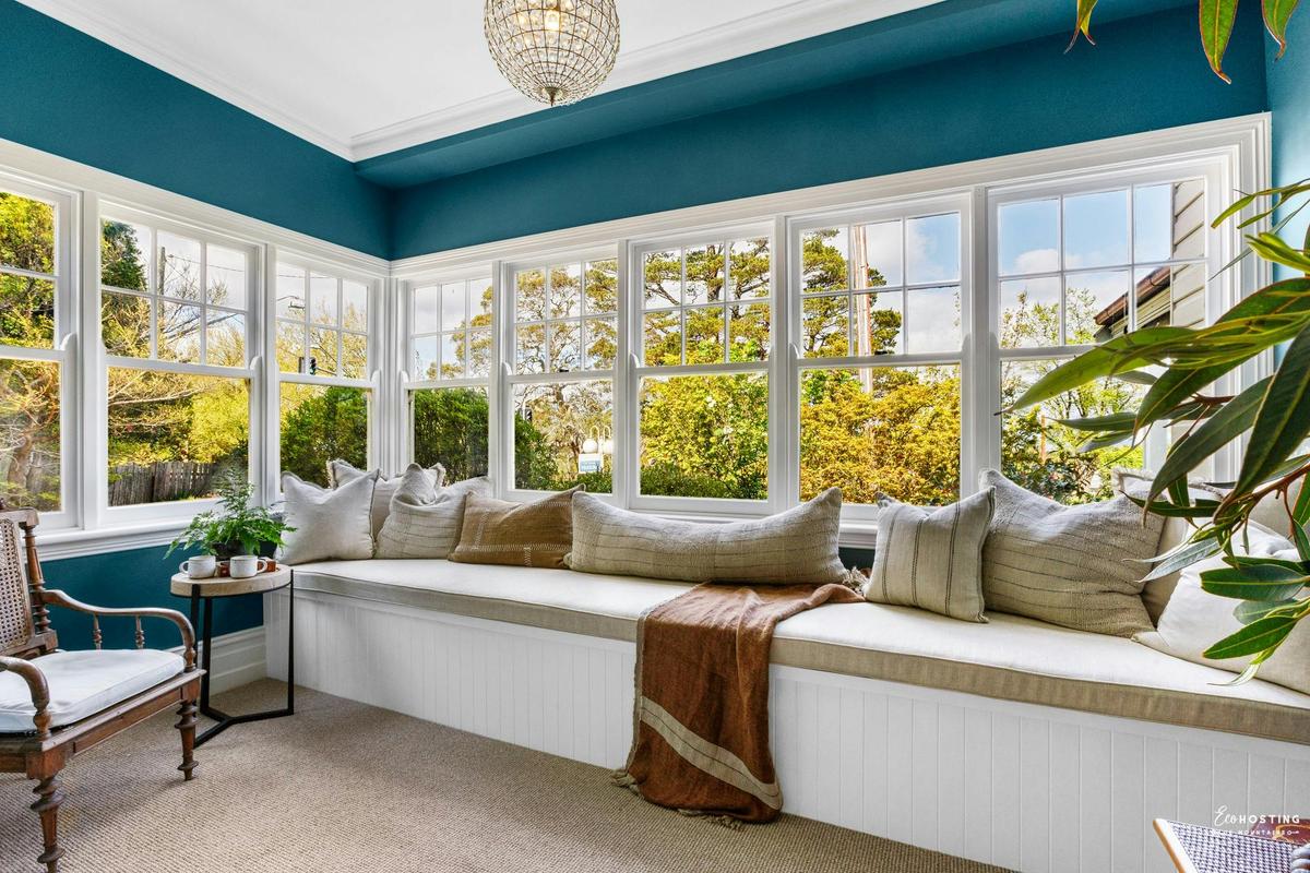 Bay window
