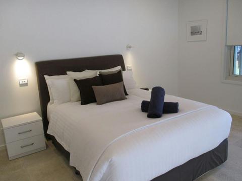 One of the two main bedrooms