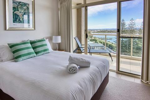 2 Bedroom Water View
