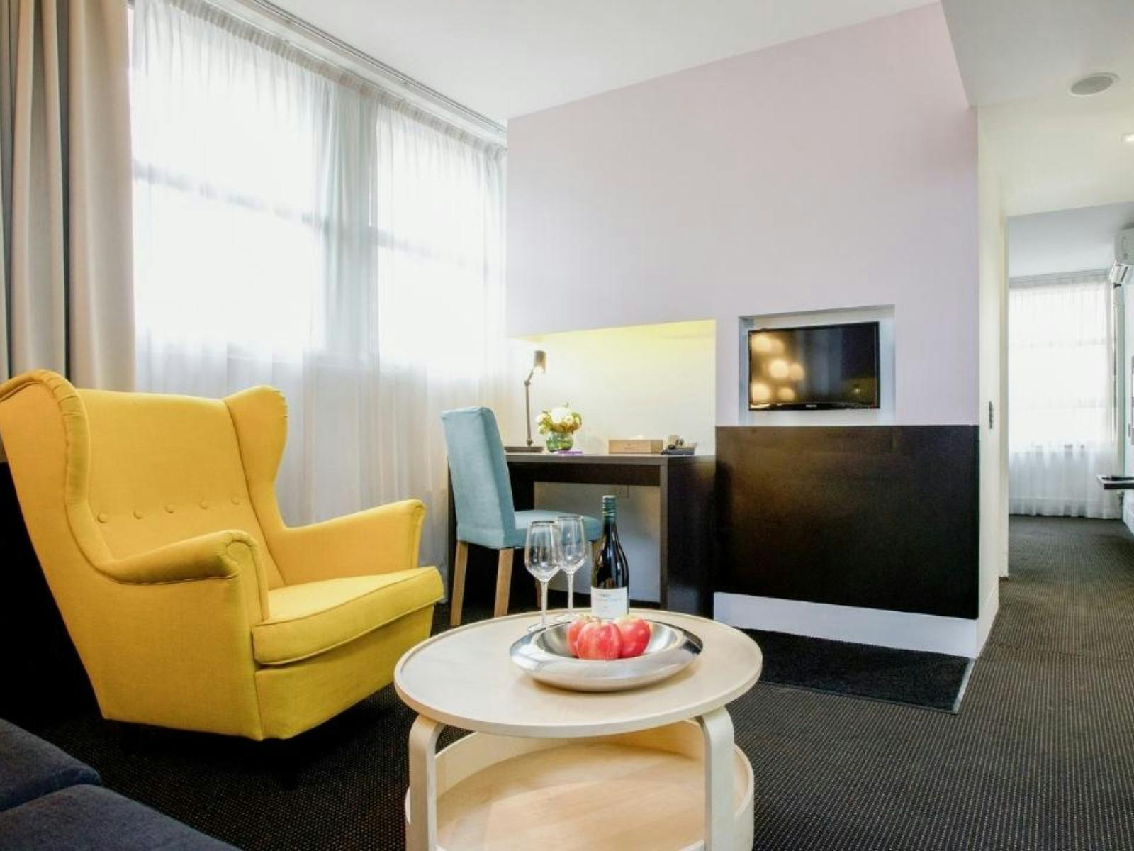 Social Areal - Park Regis City Centre