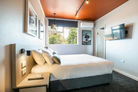 Nightcap at Fairfield Hotel