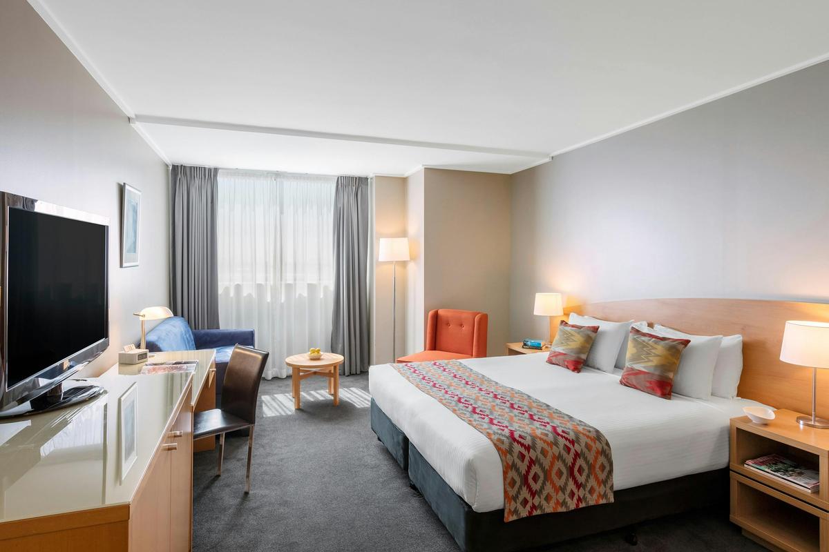 Deluxe Studio Apartment