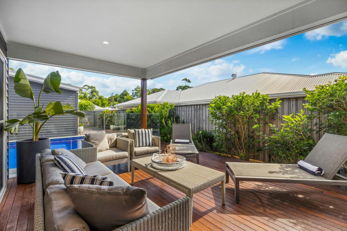 outside lounge