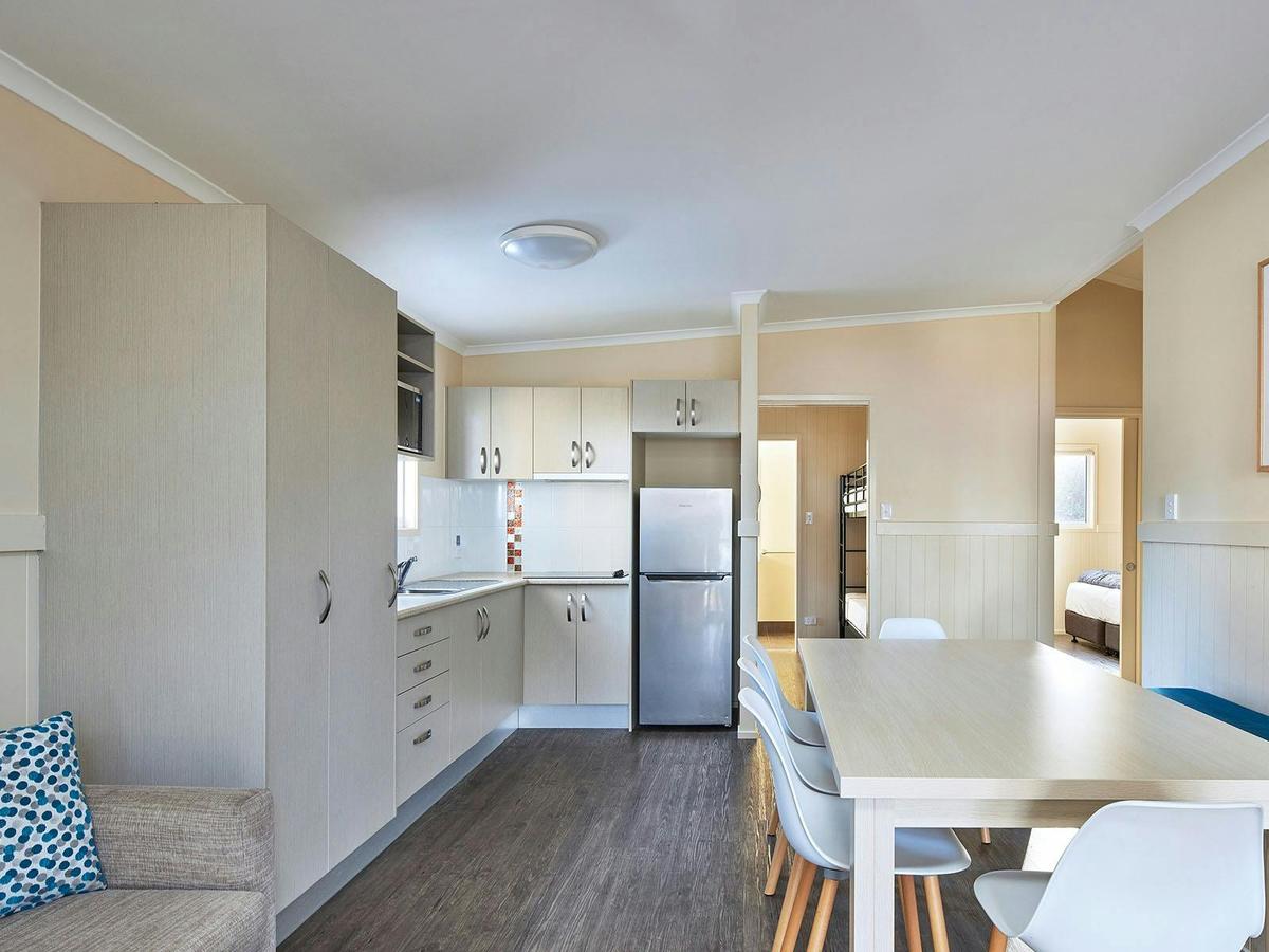 Quartz 3 bedroom cabin