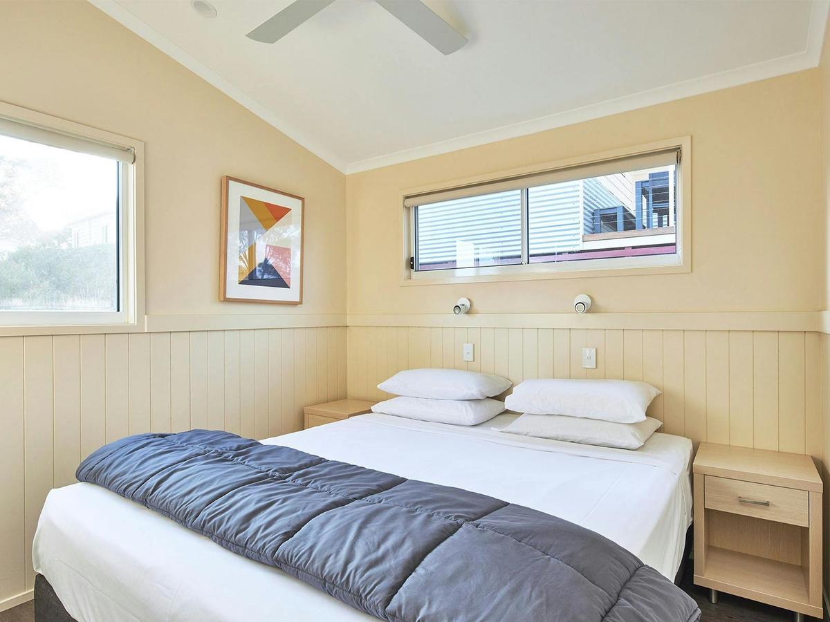 Quartz 3 bedroom cabin