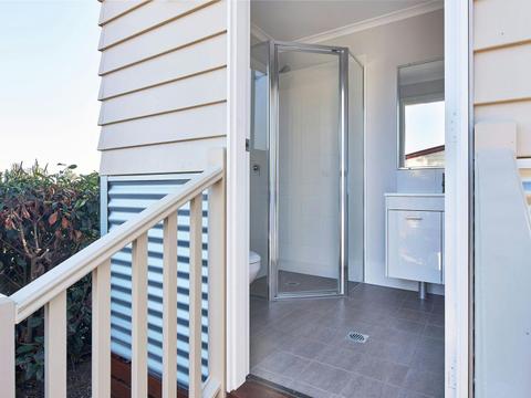 Ensuite powered site